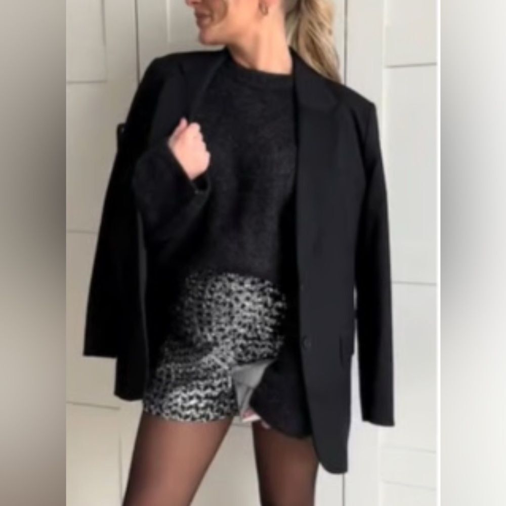 ZARA SEQUIN SHORTS WITH A HIGH WAIST S NWT - Picture 9 of 10